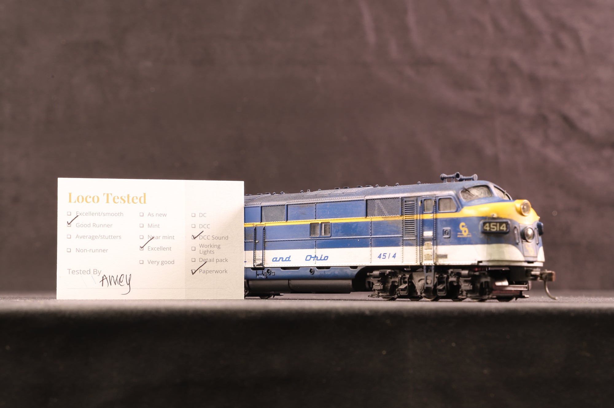 Broadway Limited HO 613 EMD E-Unit #4514 Chesapeake & Ohio, DCC Sound
