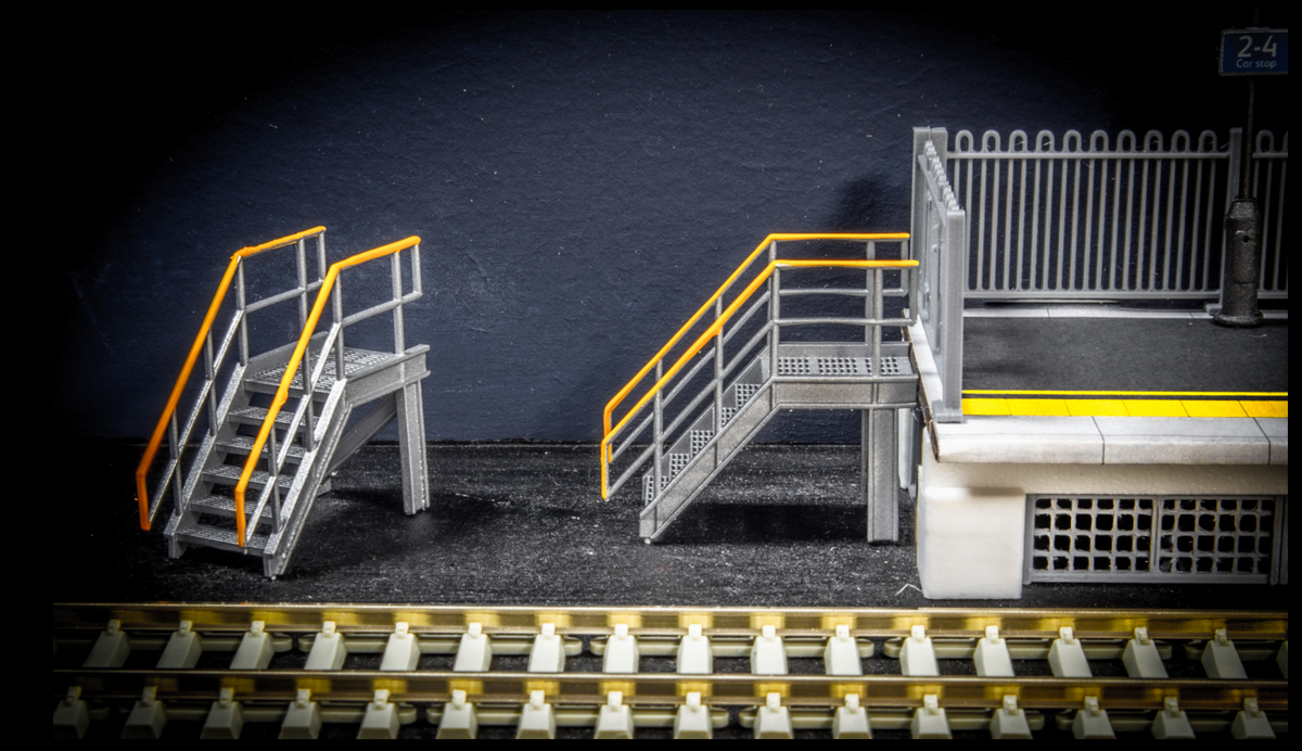 DCC Concepts OO Modern Station Platform Access Steps - Pack of 2