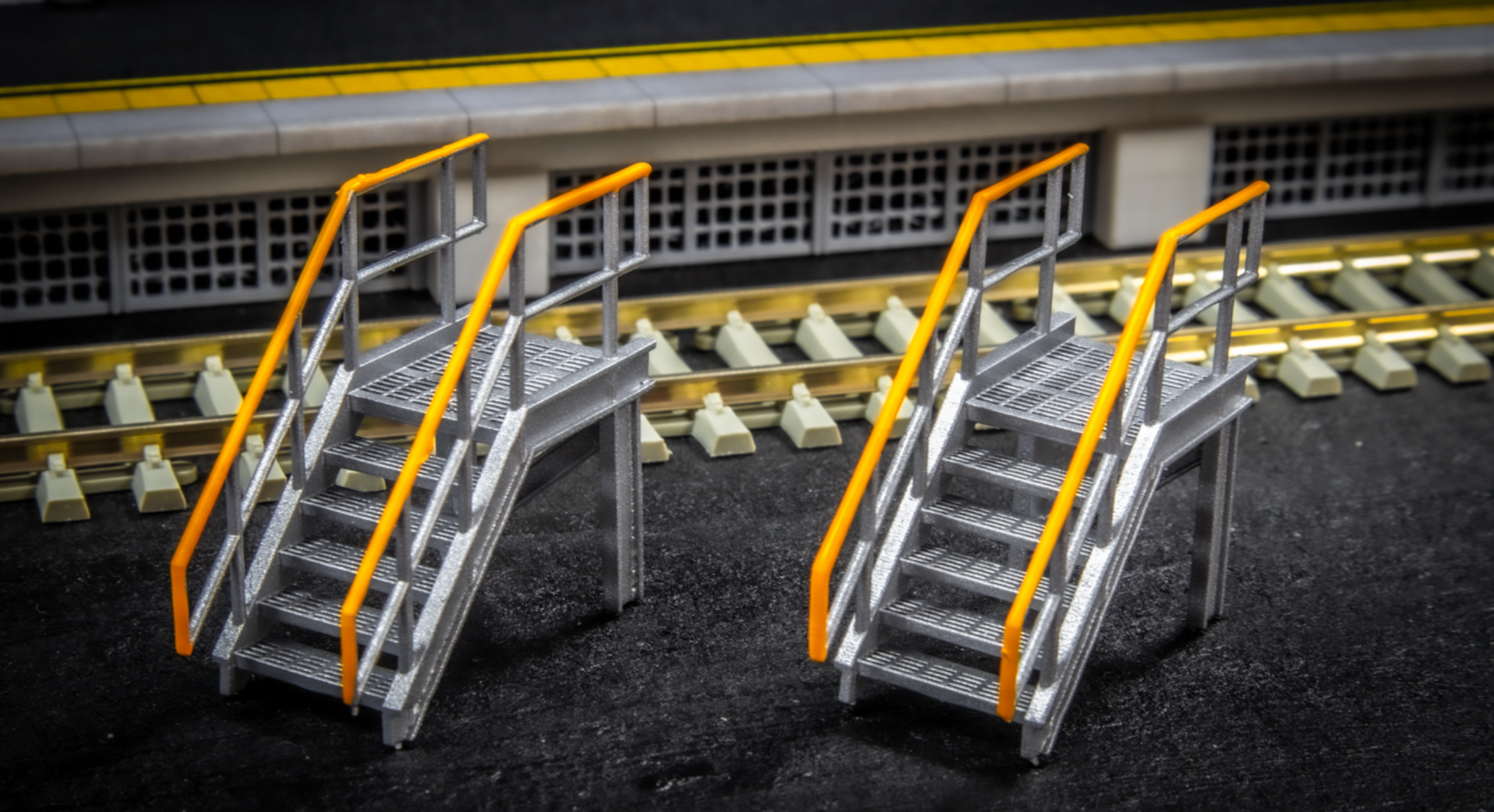 thumbnail image 2 of BULKSCENE OO Gauge 1/76 Model Access Steps – Left & Right – Yellow (Pre-built) 2 of 6