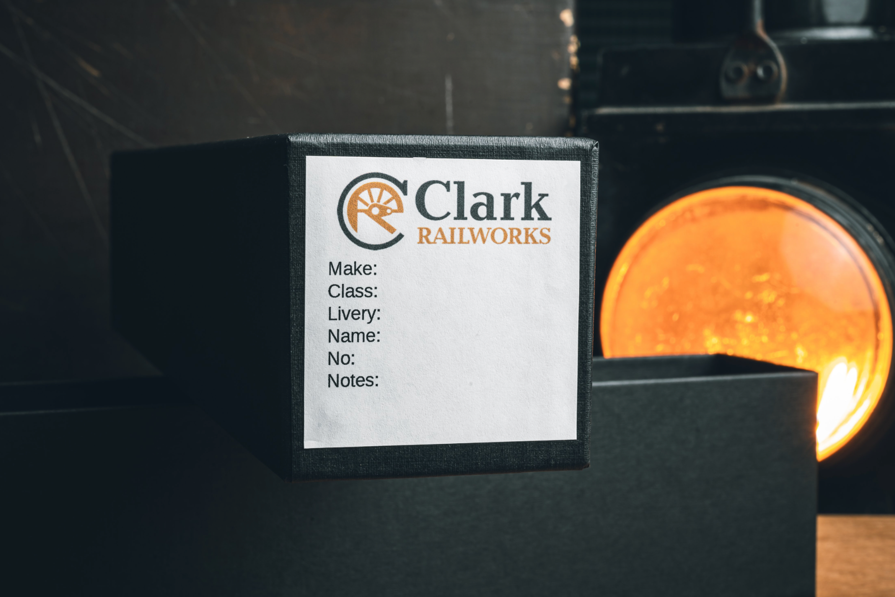 Clark Railworks C5000 OO/HO Gauge Loco Box, 340mm